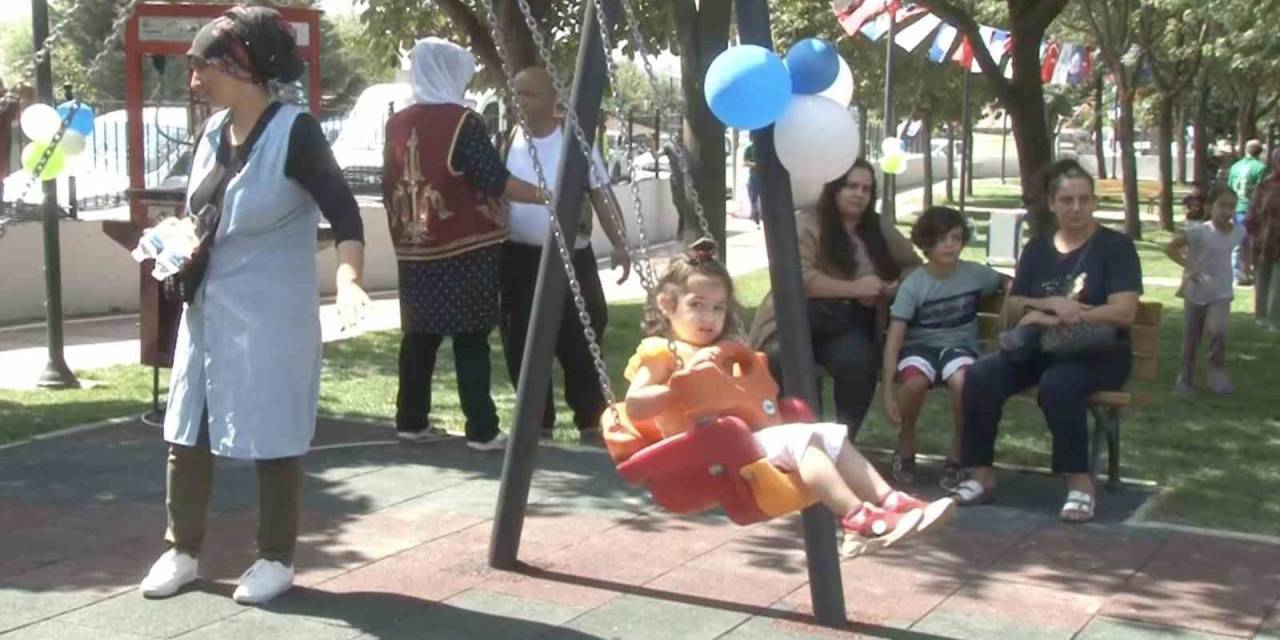 Arnavutköy’de Naim Süleymanoğlu Parkı Açıldı