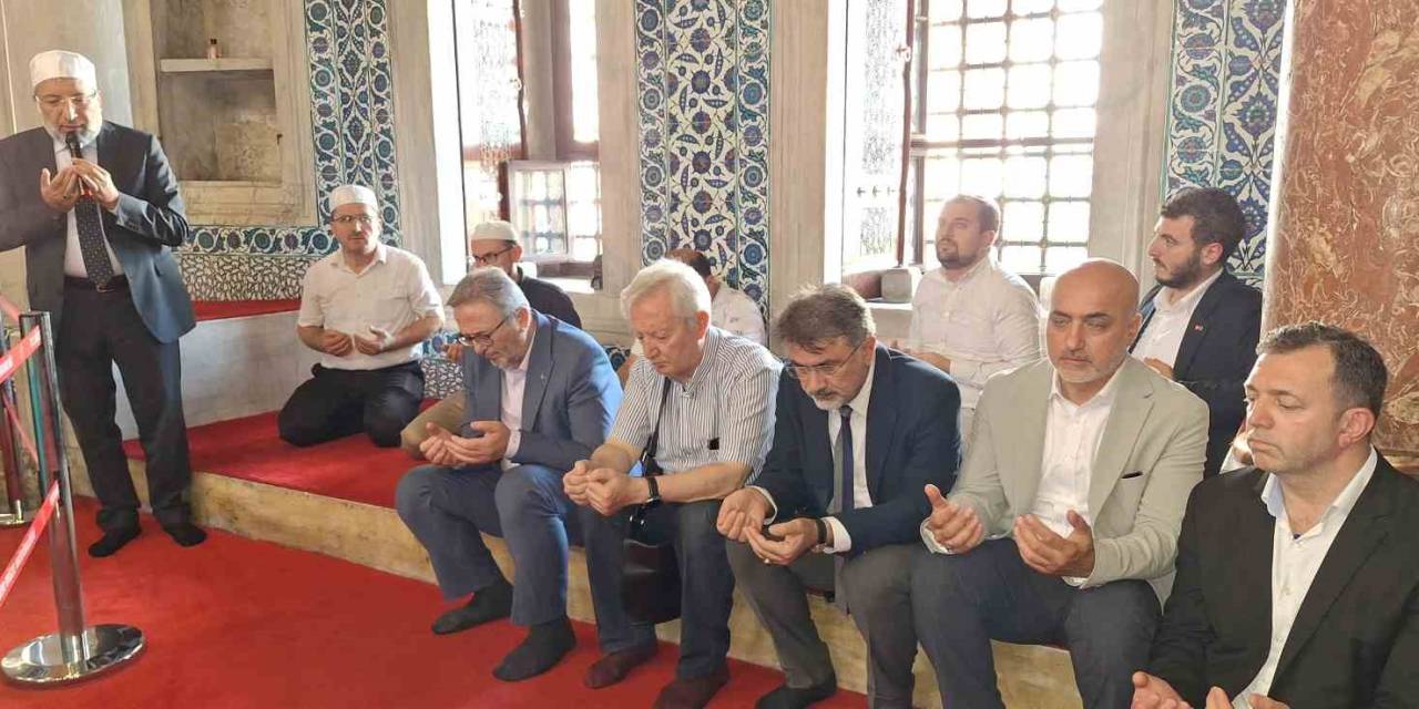 Kanuni Sultan Süleyman 458’inci Ölüm Yıl Dönümünde Anıldı