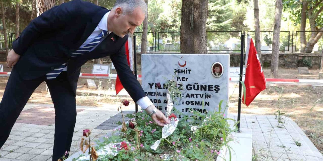 İnegöl’de Kurtuluşunun 102. Yılı Kutlamaları Törenle Başladı