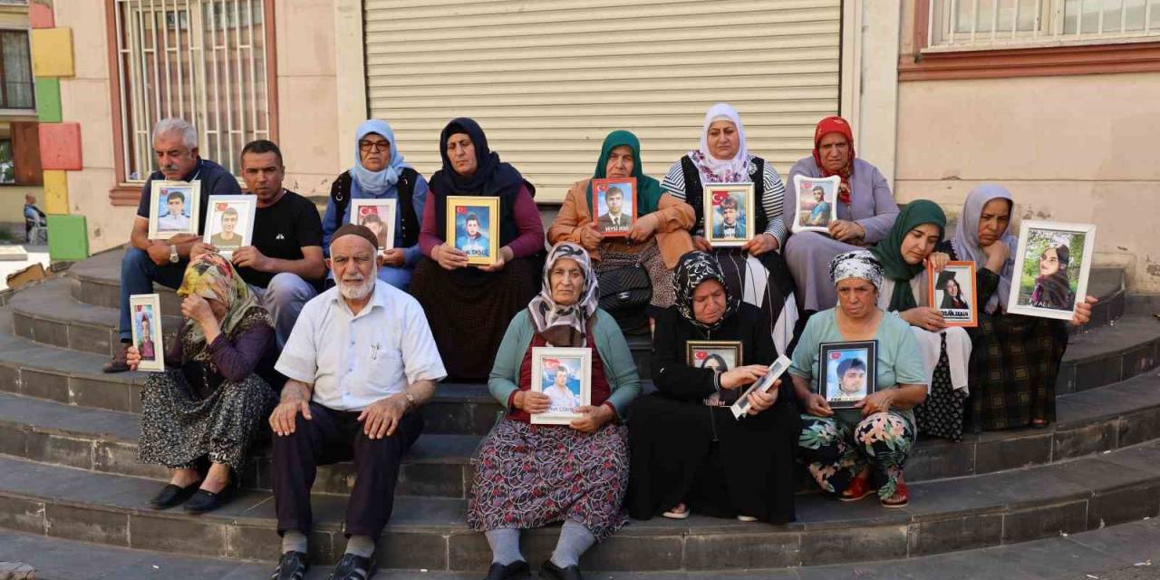 Diyarbakır’da Ailelerin Evlat Nöbeti Kararlılıkla Sürüyor
