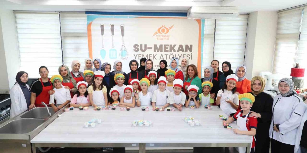 Sultangazi Belediyesi’nden Lezzet Dolu Atölye: Minik Ellerden Neşeli Kekler Atölyesi