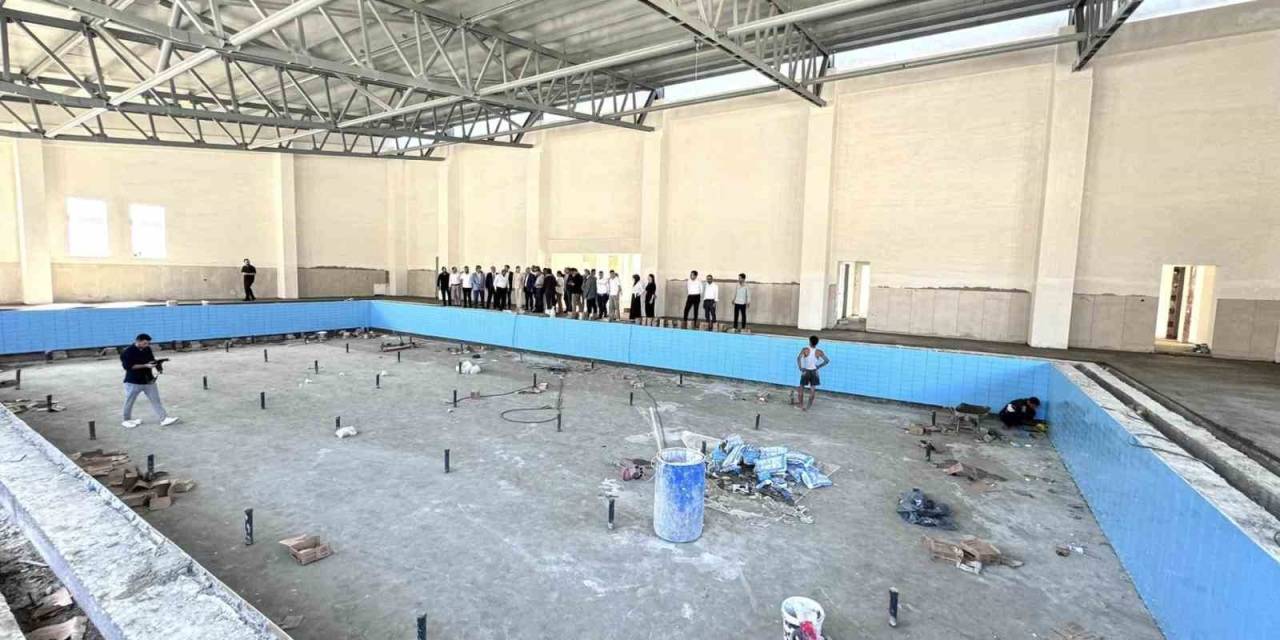 İncirliova Gençlik Merkezi İnşaatı Tüm Hızıyla Sürüyor