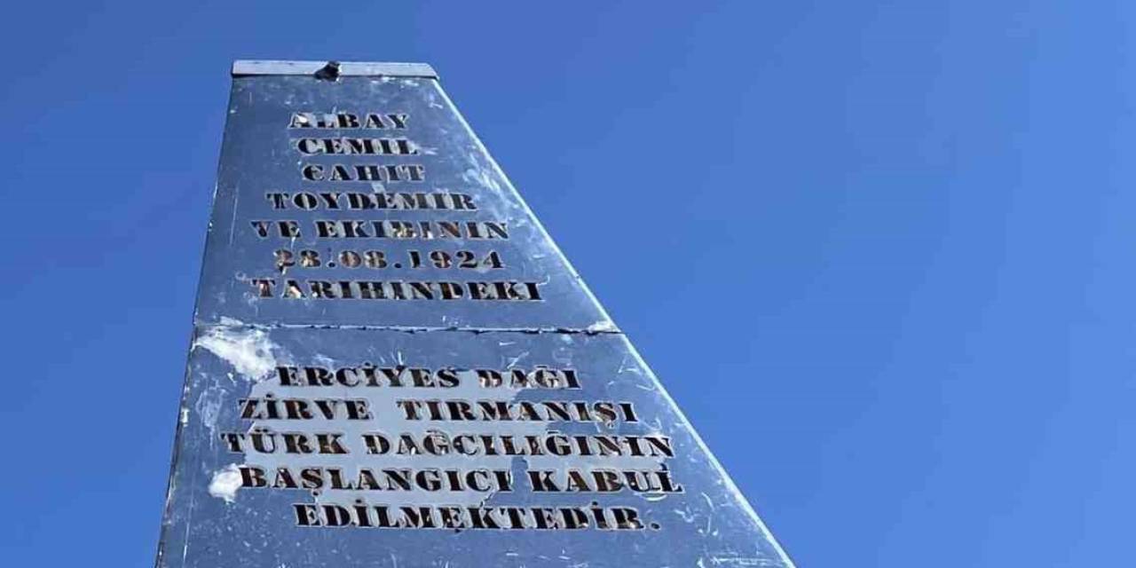 Herkes Merak Ediyordu; Sebebi Belli Oldu