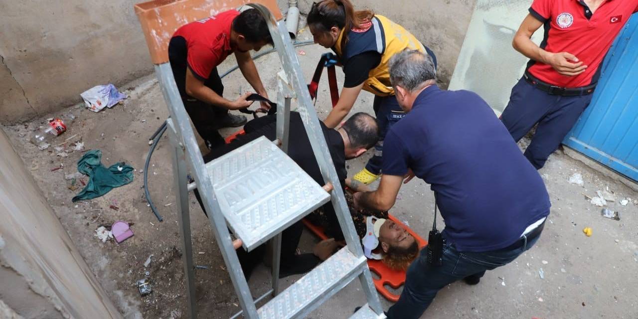 3. Kattan Havalandırma Boşluğuna Düşen Kadın Yaralandı