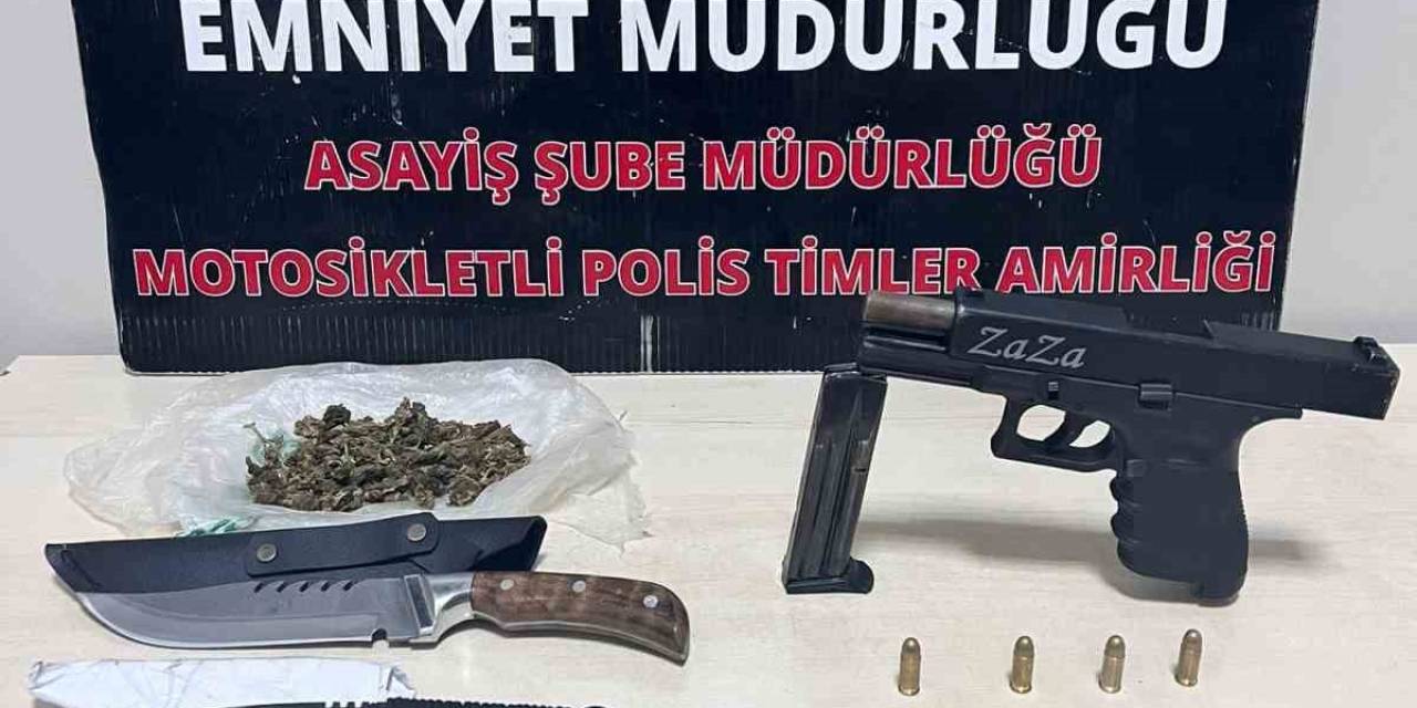 Bingöl’de Ruhsatsız Tabanca Ele Geçirildi