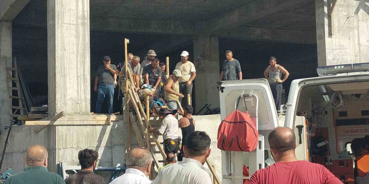 Yaralı İşçiyi Ambulansa Yetiştirmek İçin Yoğun Çaba Sarf Ettiler