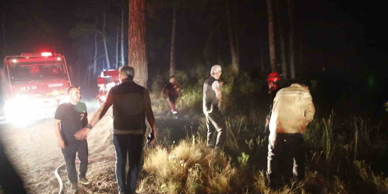 Yangın Gece Boyu Devam Etti, Orman Genel Müdürü, Vali Akbıyık İle Geceyi Sahada Geçirdi