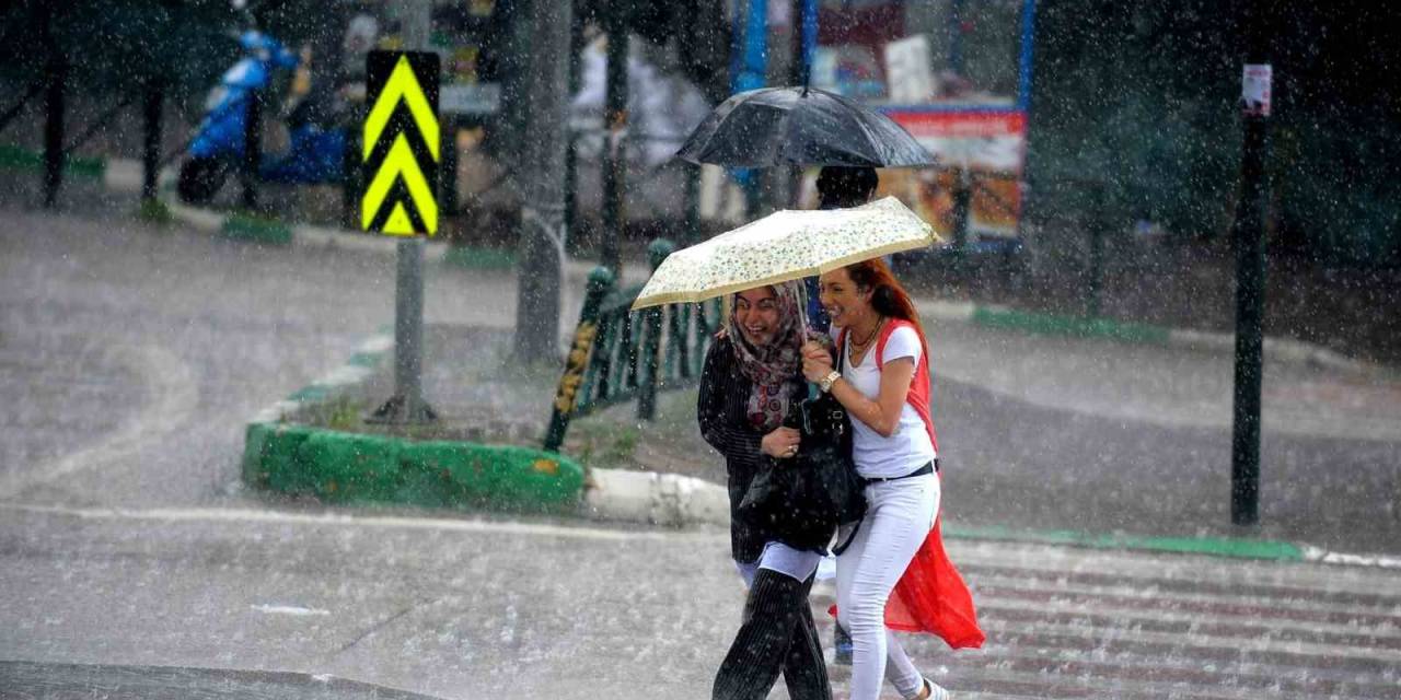 Meteorolojiden Kuvvetli Yağış Uyarısı