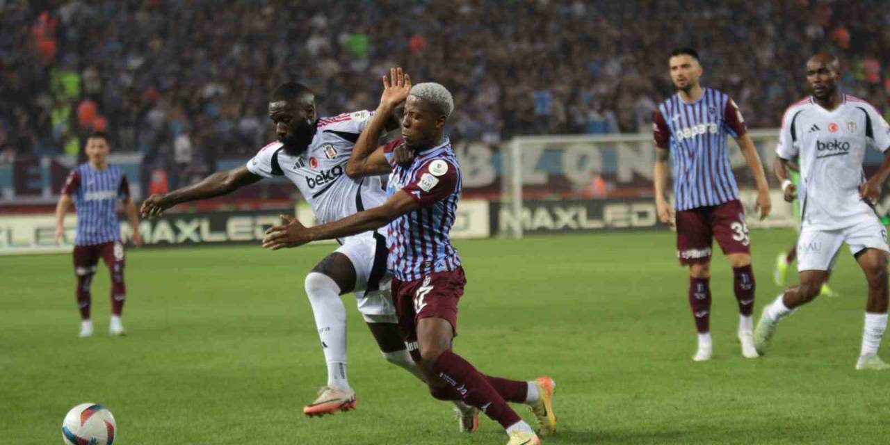 Trendyol Süper Lig: Trabzonspor: 1 - Beşiktaş: 1  (İlk Yarı)