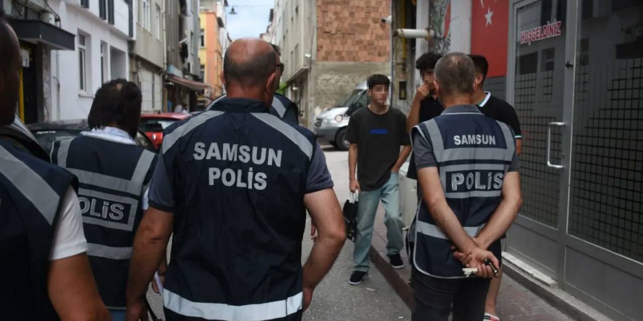 Samsun Polisi, Öğrencilerin Güvenliği İçin Denetimlerini Arttırdı