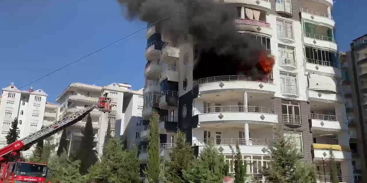 Adıyaman’da Korkutan Yangın: 4 Kişi Dumandan Zehirlendi