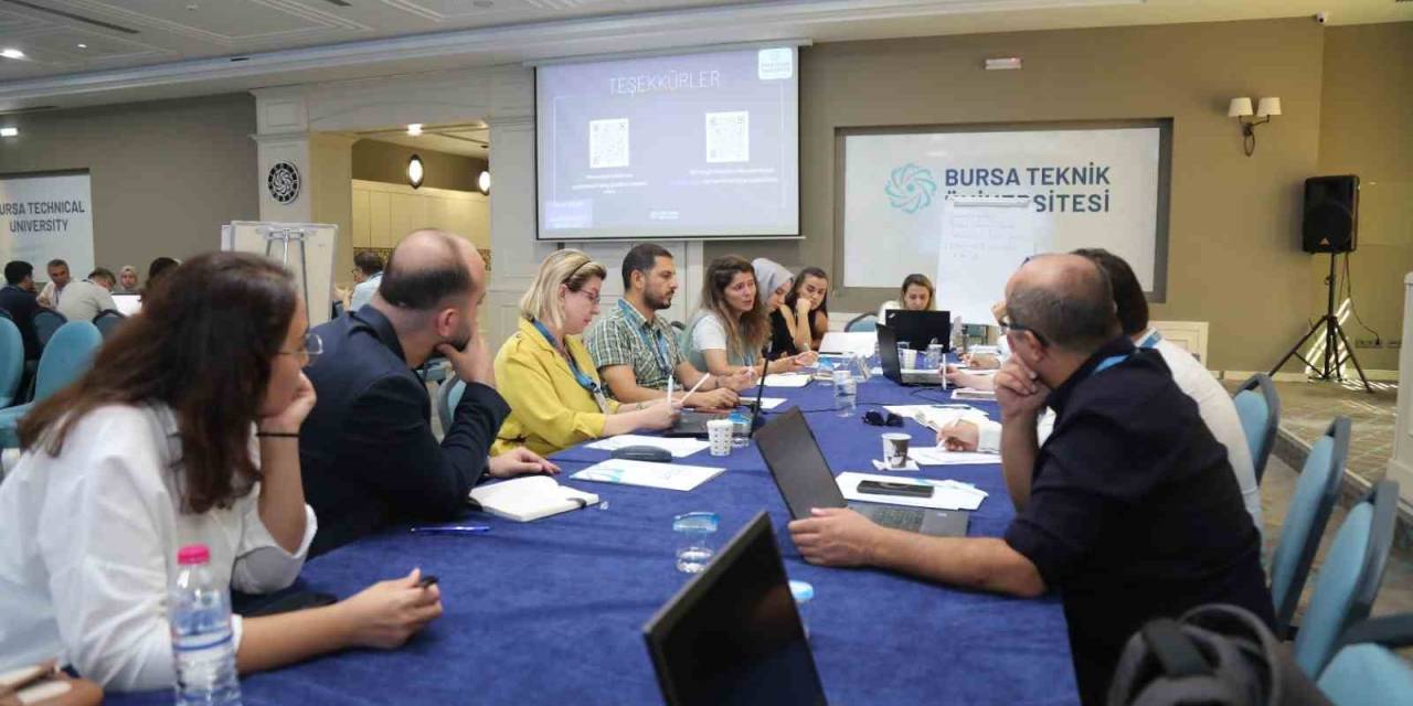 Btü Ve Yıldırım Belediyesi Sb Projeleri İçin Kolları Sıvadı