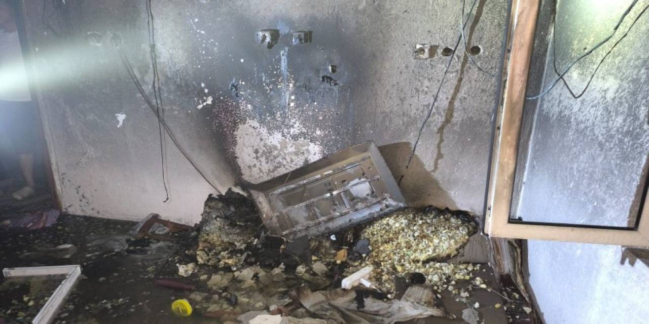 Batman’da Çıkan Yangın Evi Küle Çevirdi