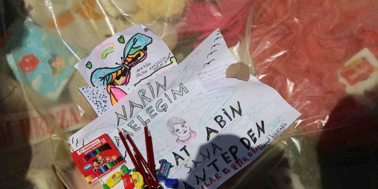 Türkiye’nin Dört Bir Yanından Mezarlığa Gelen Vatandaşlar, Narin’in Mezarının Şehitlikte Olmasını İstiyor