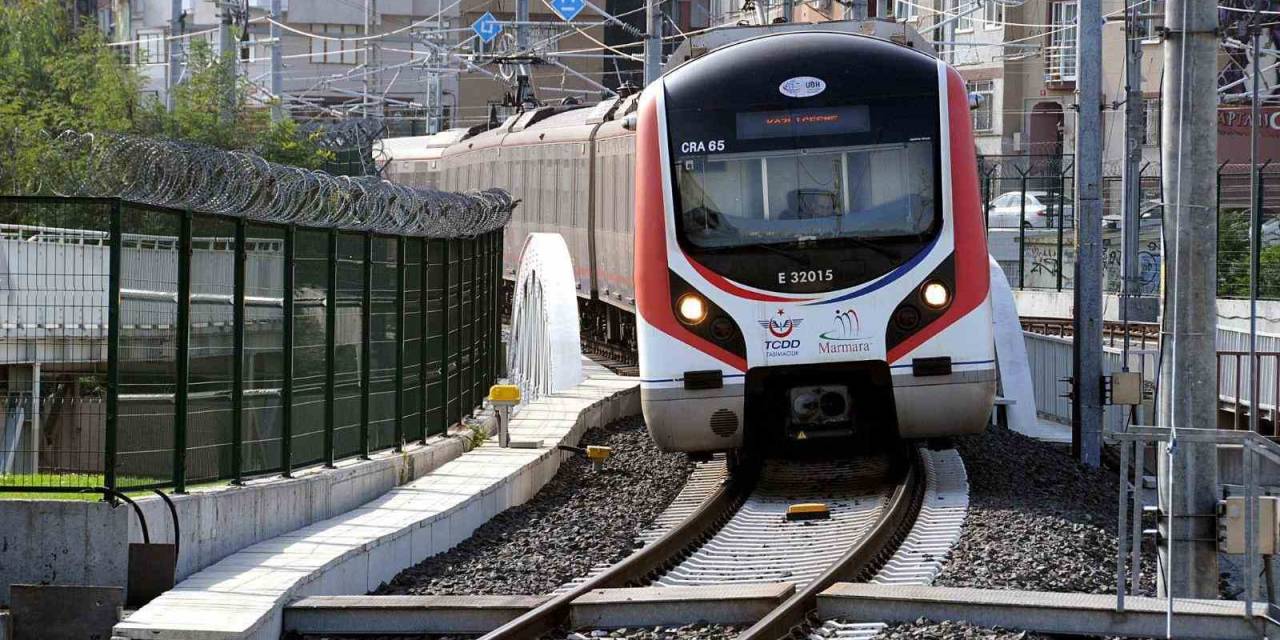 Demiryolları İle 8 Ayda Türkiye Nüfusunun İki Katı Yolcu Taşındı