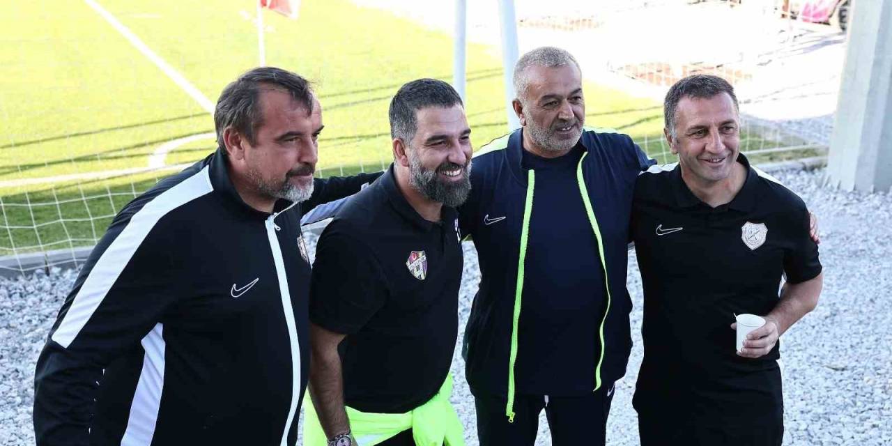 Arda Turan’dan Yüksek İrtifa Kamp Merkezi’ne Övgü Dolu Sözler