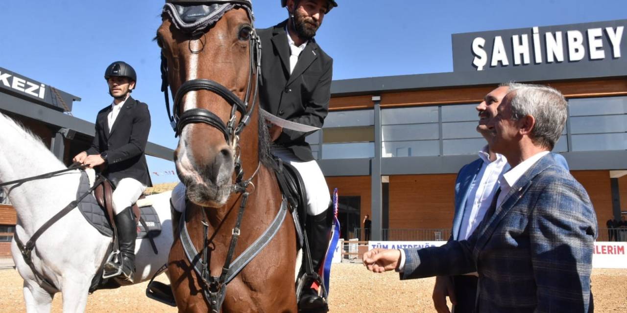 Şahinbey’de Engel Atlama Teşvik Müsabakaları Tamamlandı