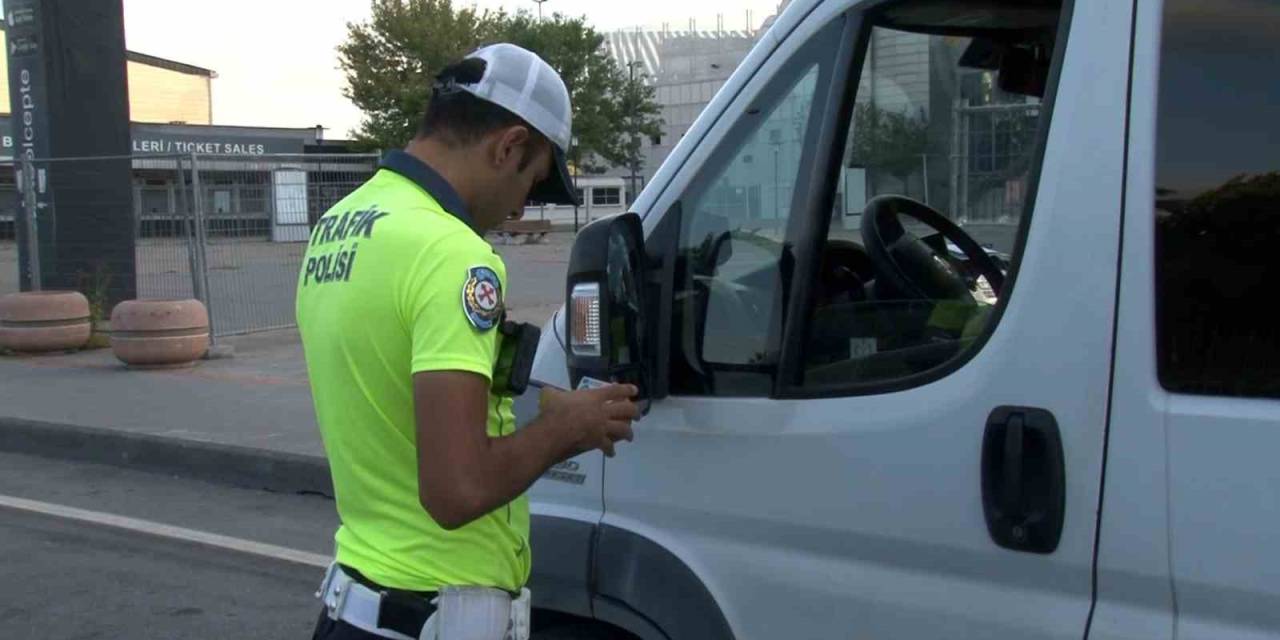 Bakırköy’de Öğrenci Servislerine Yönelik Denetim Yapıldı