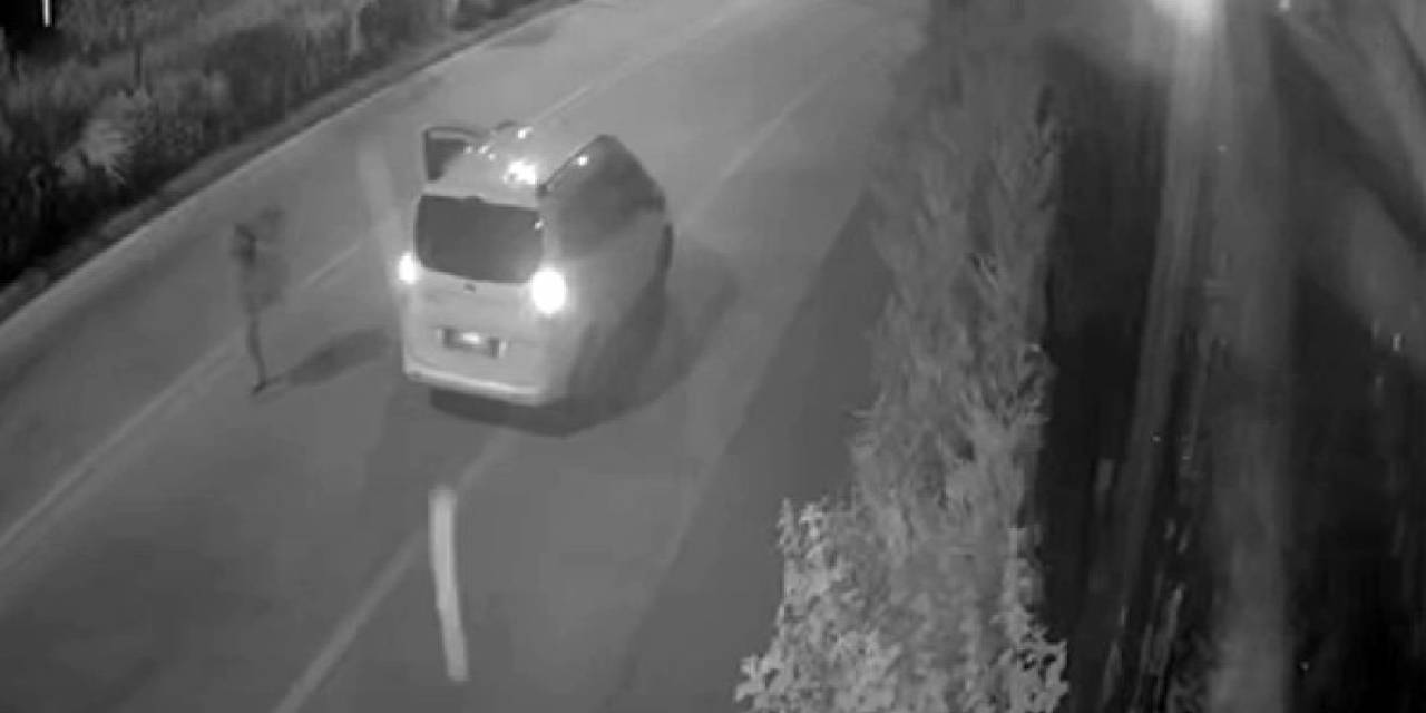 Düğün Salonunun Sınırları Aştığını İddia Edip, Hafif Makineli Tüfekle Kurşun Yağdırdı