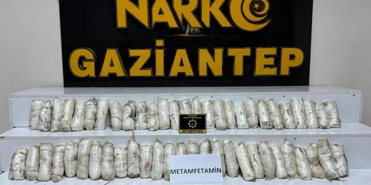 Gaziantep’te Tır Tekerleğine Gizlenmiş 124 Kilo Metamfetamin Ele Geçirildi