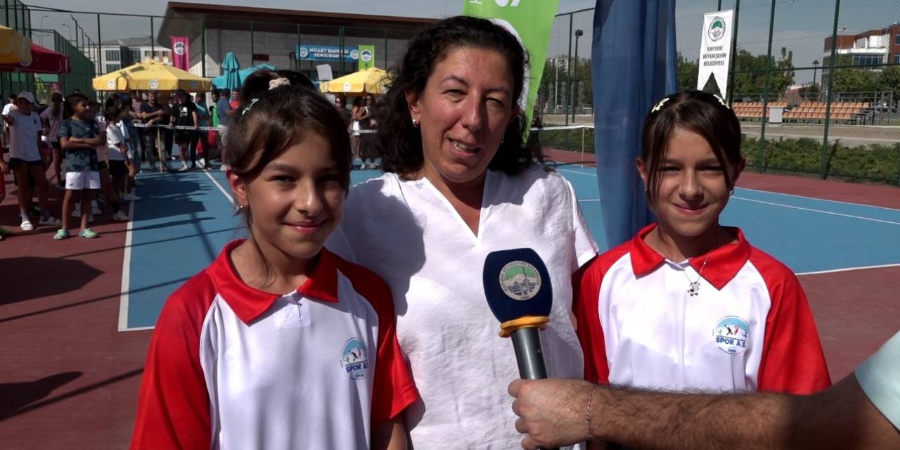 Minik Sporcu Ve Velilerden Ulusal 12 Yaş Hafta Sonu Tenis Turnuvası’na Tam Not