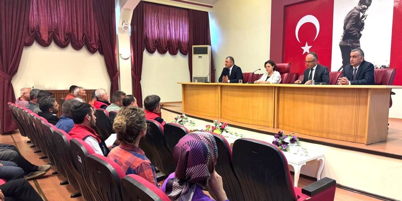 Çiftçiler Tarım Sigortası Konusunda Bilgilendirildi