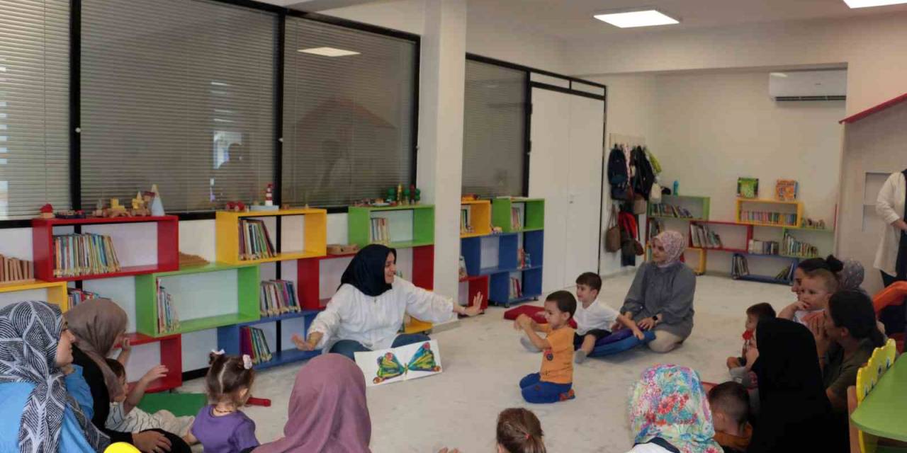Esenler’de Açılan Anne - Bebek Kütüphanesi 1 Yaşında