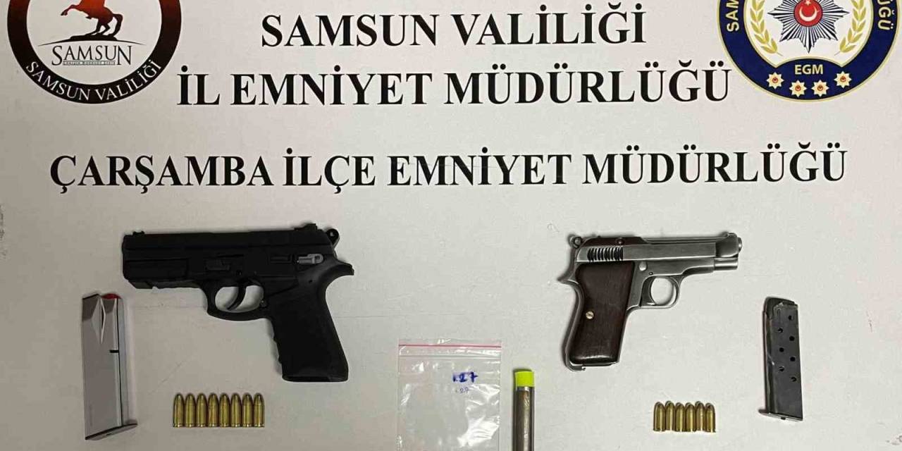 Durdurulan Araçta Silah Ve Uyuşturucu Ele Geçti: 3 Gözaltı