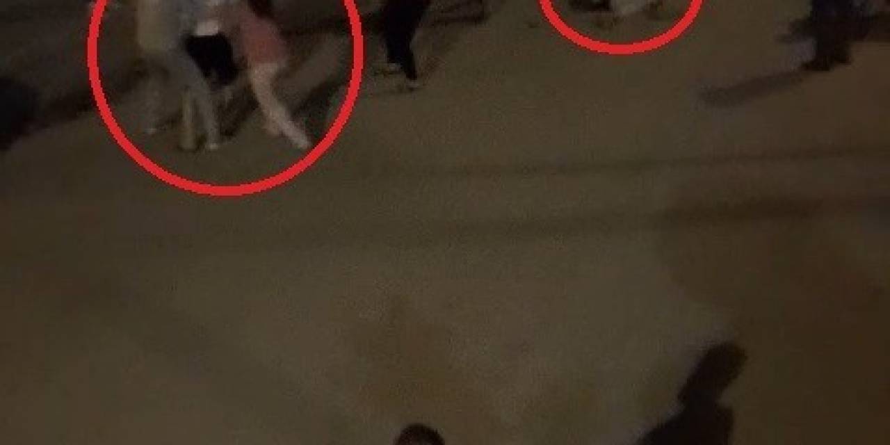 Bursa’da Sokakta Karşılaştığı Husumetlisini Bıçaklayarak Ağır Yaraladı, O Anlar Kamerada