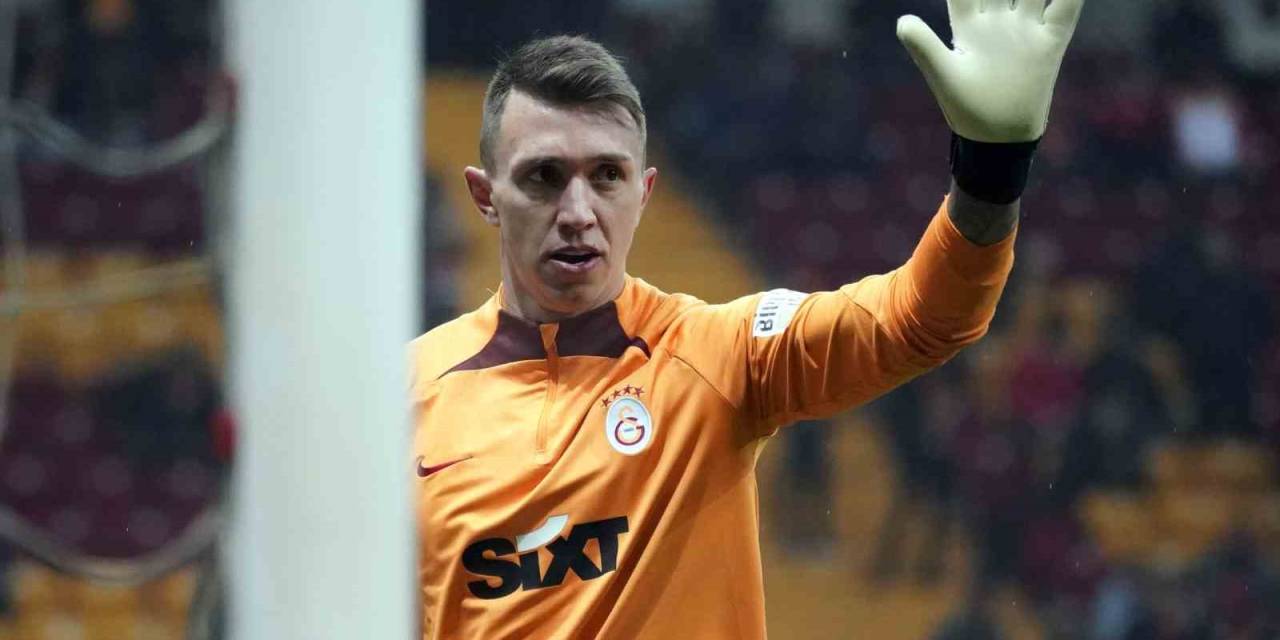 Galatasaray’da Derbilerin En Deneyimlisi Fernando Muslera