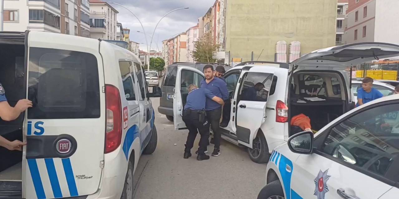 Ehliyetsiz Sürücü Polisten Kaçamadı: 79 Bin Tl Para Cezası Kesildi