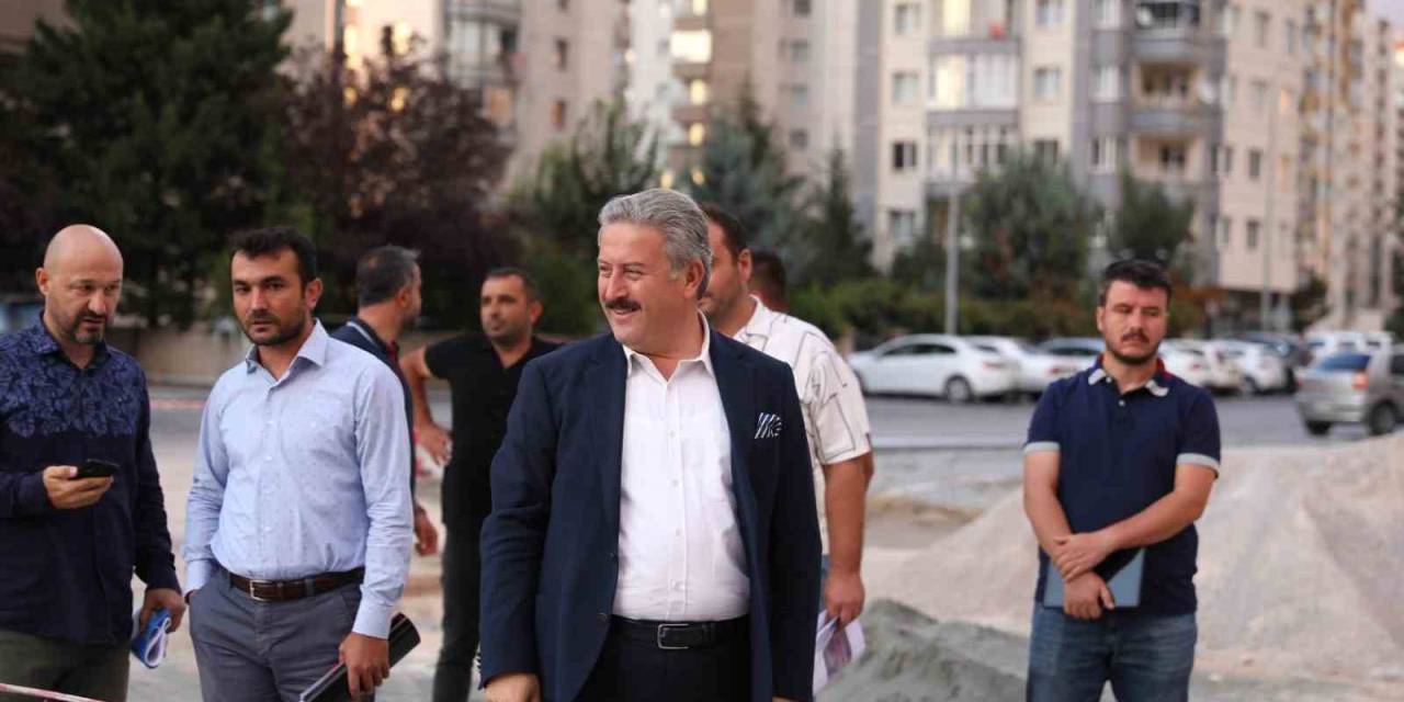 Yıldırım Beyazıt Mahallesi’ndeki Ulaşımı Kolaylaştıracak Geniş Çaplı Kavşak Çalışması Hızla Devam Ediyor