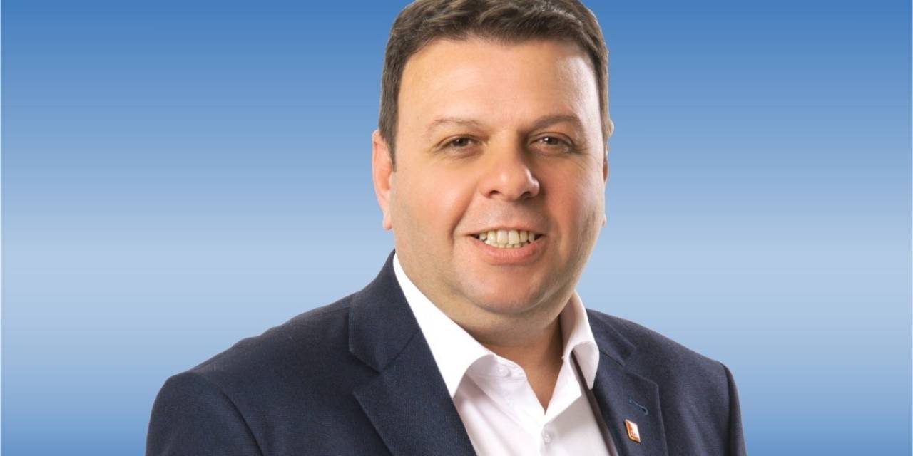 Edirne’de Chp’li Milletvekilinin Aracında Yüzlerce Kaçak Elektronik Sigara Aparatı Ele Geçirildi