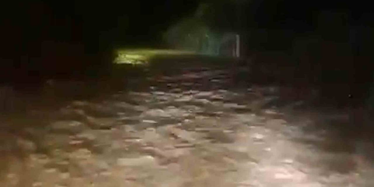 Kırıkkale’de Sel Felaketi: Köy Yolu Adeta Irmağa Döndü