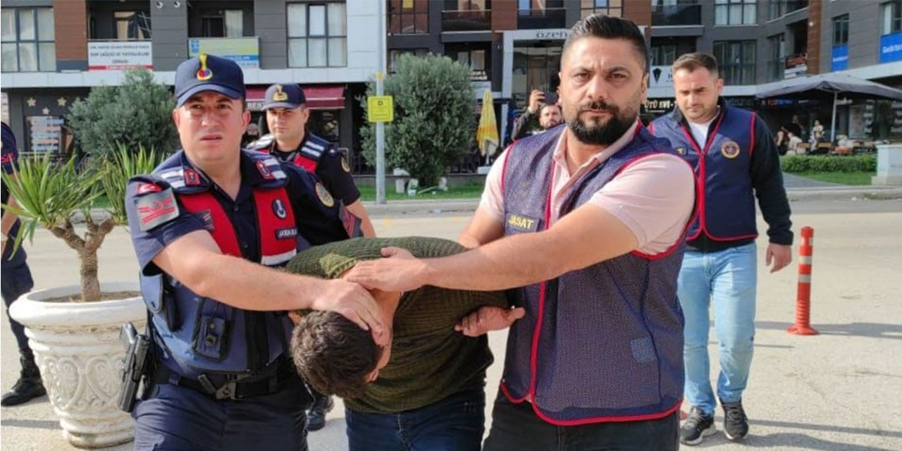 Babasını parçalayıp cesedini ormanda yakan şahıs arama çalışmalarına katılmış