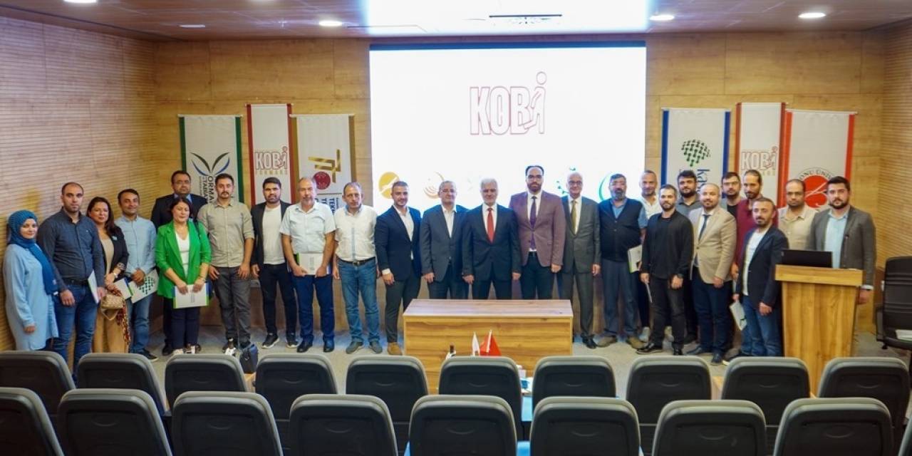 Kastamonu Üniversitesi Yürütücülüğündeki İhtisas Odaklı Mentör Yetiştirme Programı Başarıyla Tamamlandı