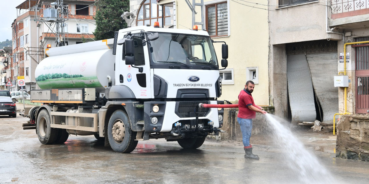 Selzede İlçelerinden Büyükşehir Belediyesine Teşekkür