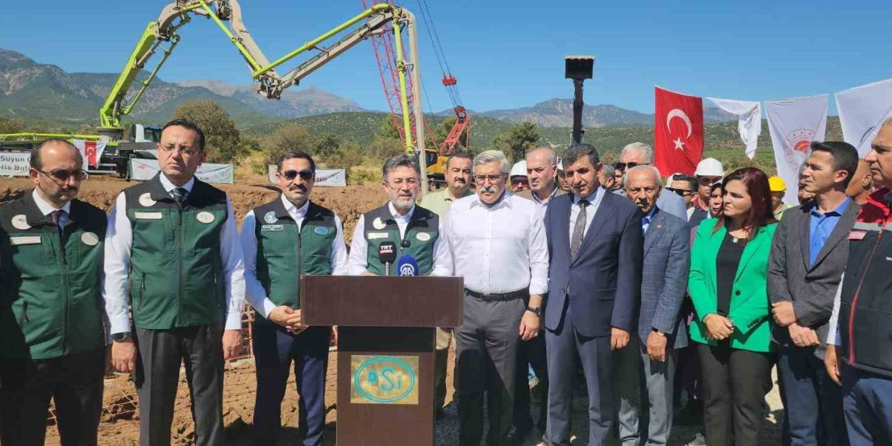 Bakan Yumaklı, Tahtaköprü Barajı Sulama Hattı Çalışmalarını İnceledi