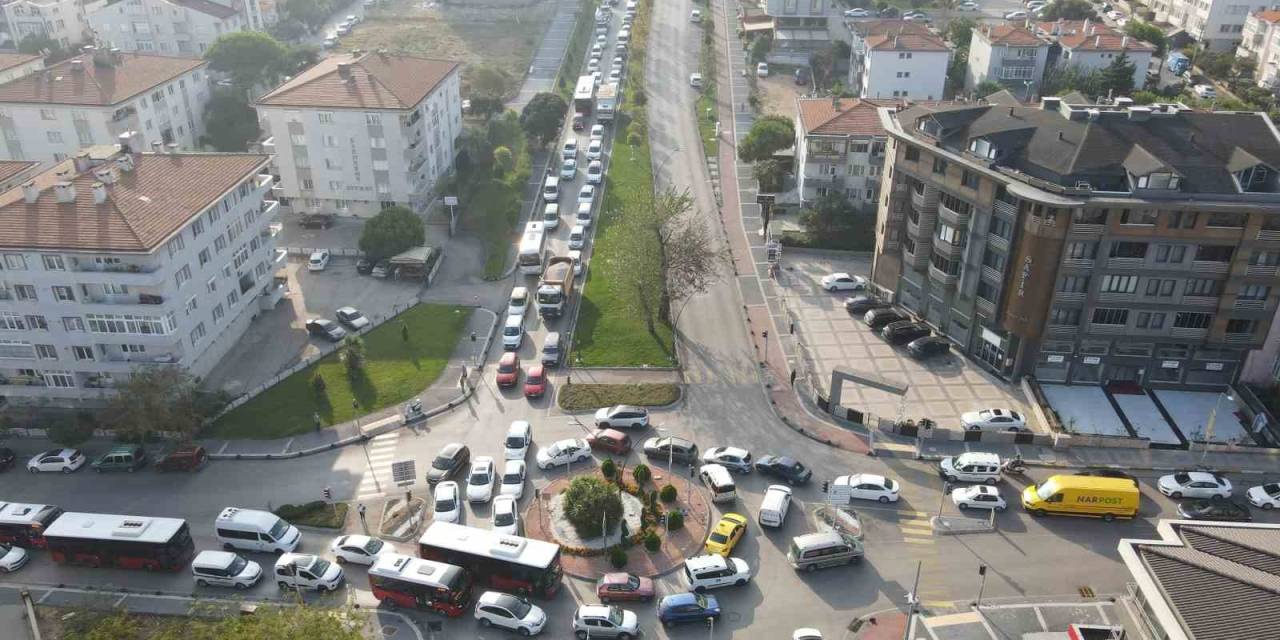 Ukome Kararı İle Kapatılan Yol Trafik Yoğunluğunu Artırdı