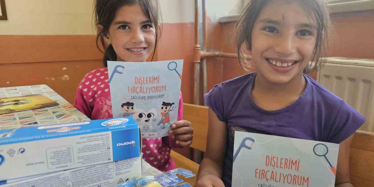 Kızılay, Sağlıklı Gülümseme İçin Öğrencilerle Buluştu