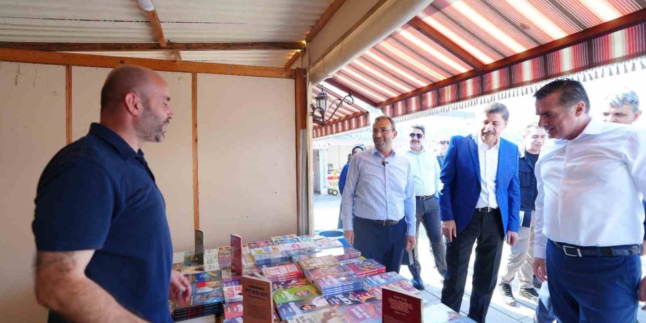 9. Pendik Kitap Fuarı Kapılarını Açtı