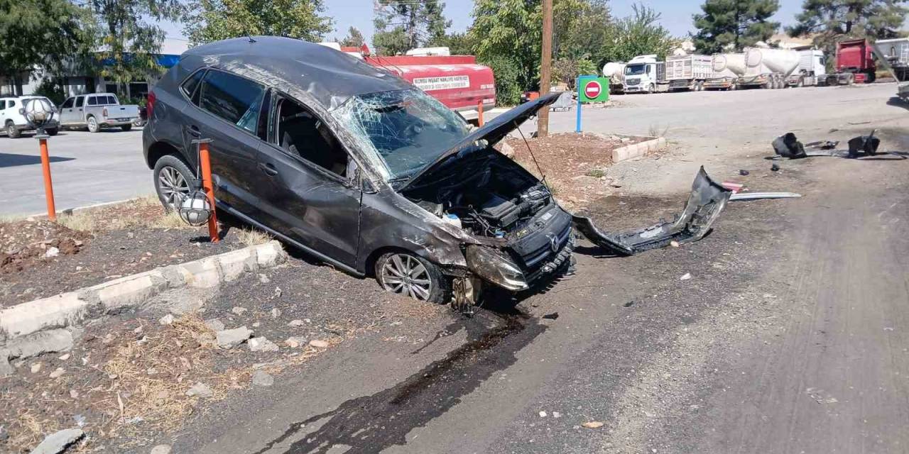 Virajı Alamayan Otomobil Takla Attı: 1 Yaralı