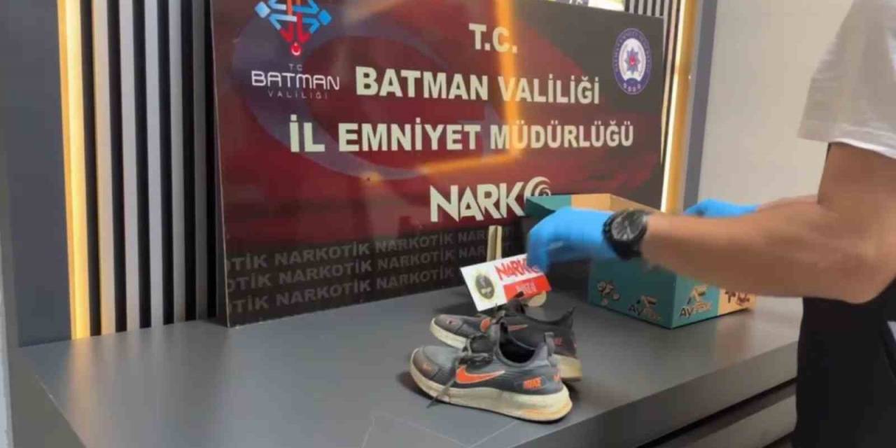 Batman’da Ayakkabı İçinde Uyuşturucu Sevkiyatı Polise Takıldı
