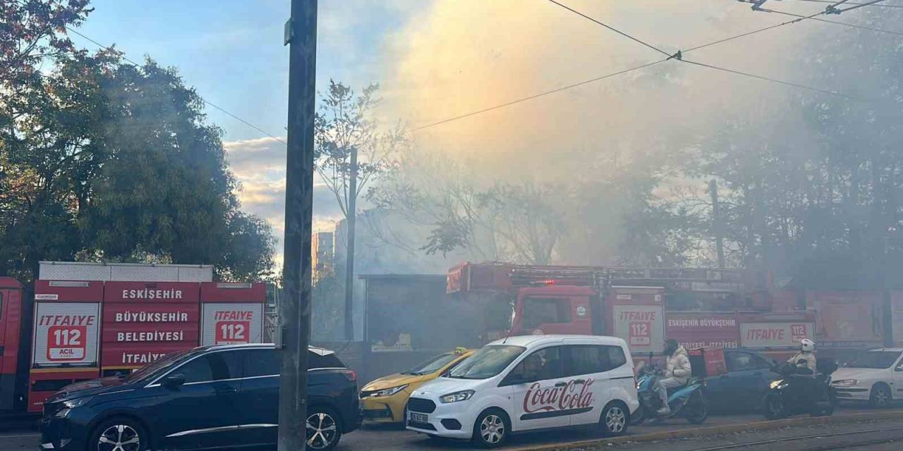 Boş Arazide Çıkan Yangın Paniğe Neden Oldu