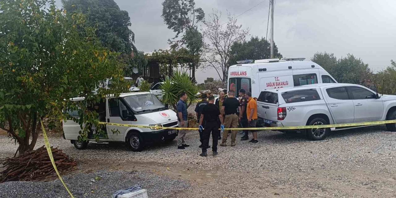 Karısını Av Tüfeğiyle Öldürüp Aynı Silahla İntihar Etti