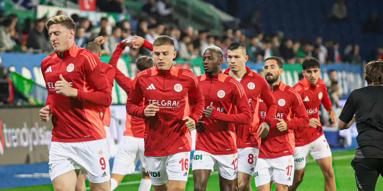 Antalyaspor’un Çaykur Rizespor 11’i açıklandı