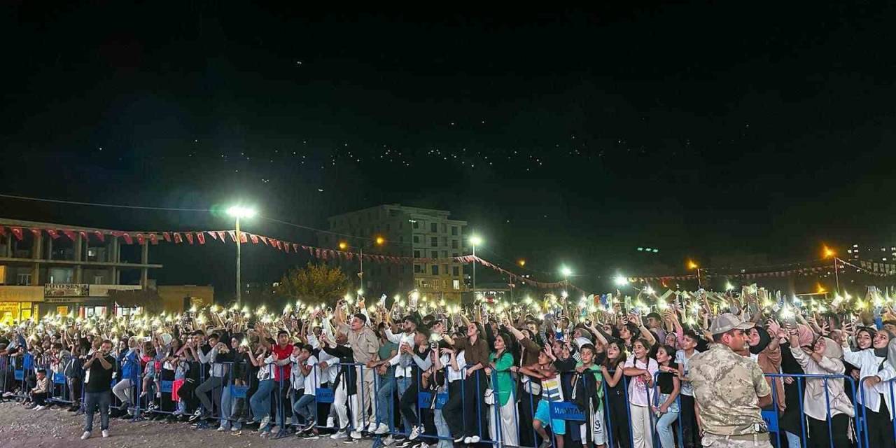 Batman’da Festival On Binlerin Katıldığı Konserle Sona Erdi