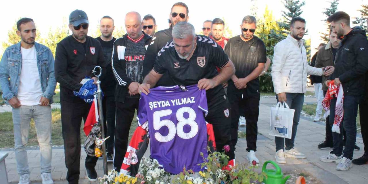 Samsunspor Taraftarı Şehit Polis Şeyda Yılmaz’ı Unutmadı