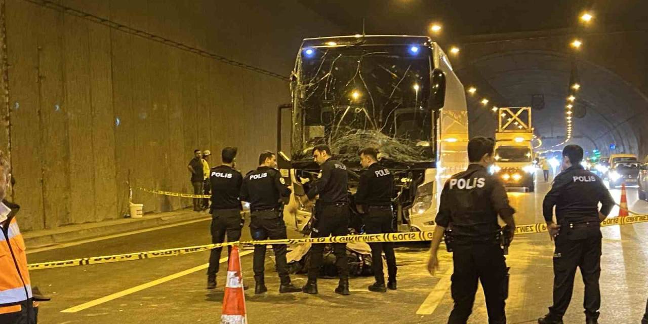 Sultangazi Cebeci Tüneli’nde 2 Motosikletlinin Ters Yönde Yaptığı Yarış Ölümle Son Buldu: 1 Ölü, 3 Yaralı