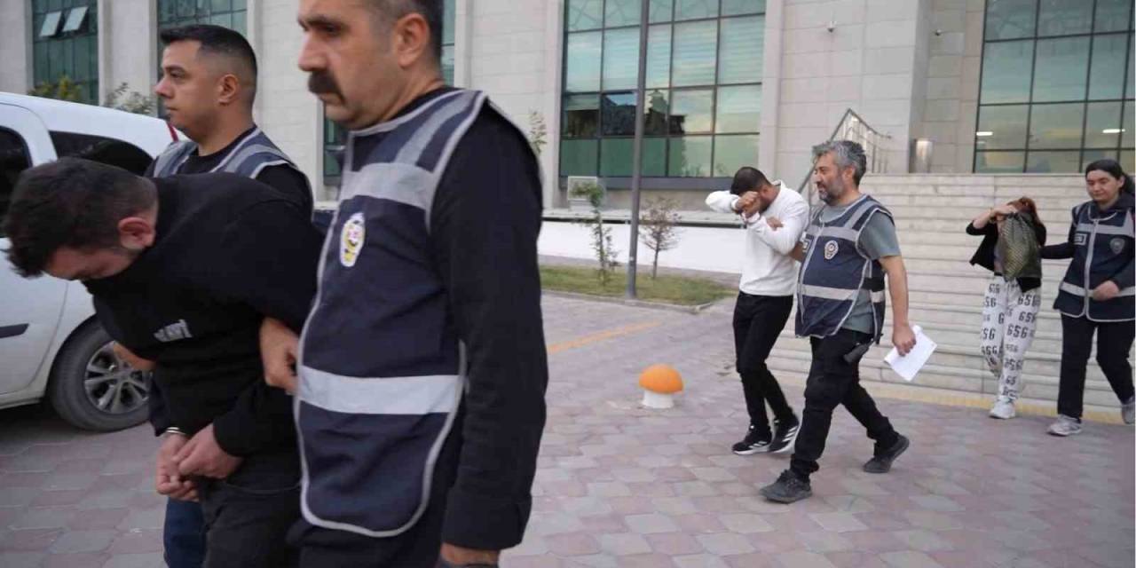 Sahte Altınla Dolandırıcılık: 413 Bin Liralık Vurgun Yapan 3 Şüpheli Tutuklandı